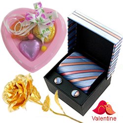 Comforting Set of Tie and Cufflink Comforting Set of Tie and Cufflink
