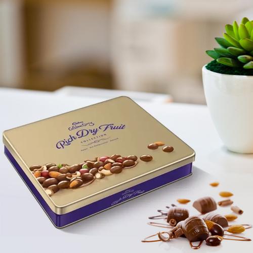 Online gift of Cadbury Celebrations Rich Dry Fruits Tin Online gift of Cadbury Celebrations Rich Dry Fruits Tin