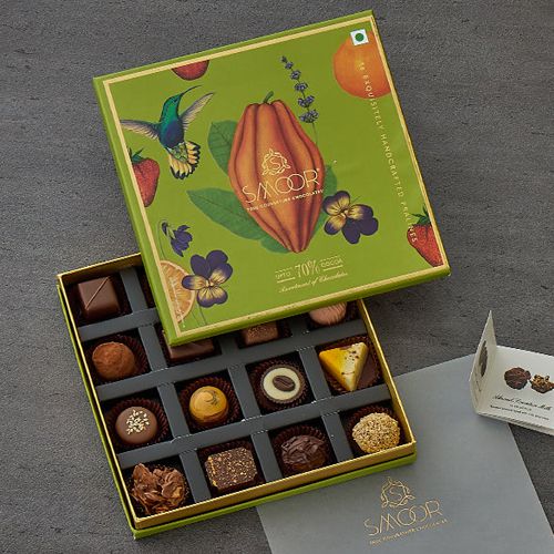 Elegant Couverture Chocolate Gift Box Elegant Couverture Chocolate Gift Box