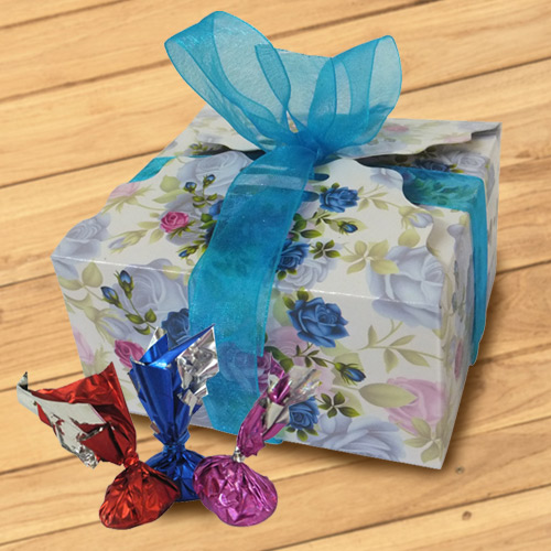 Lip Smacking Homemade Chocolates Gift Box Lip Smacking Homemade Chocolates Gift Box