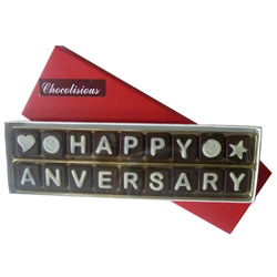 Delicious Happy Anniversary Chocolates Pack Delicious Happy Anniversary Chocolates Pack