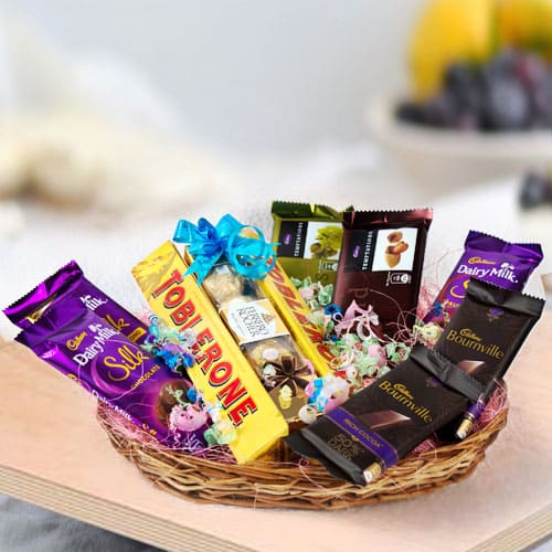 Irresistible Assorted Chocolates Gifts Basket Irresistible Assorted Chocolates Gifts Basket
