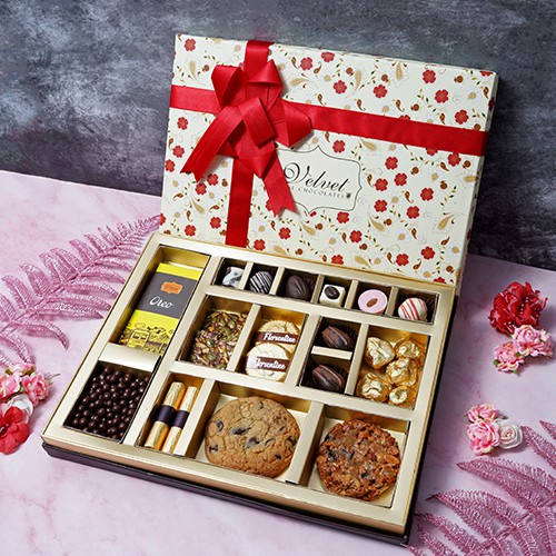 Exquisite Chocolate Treat Box