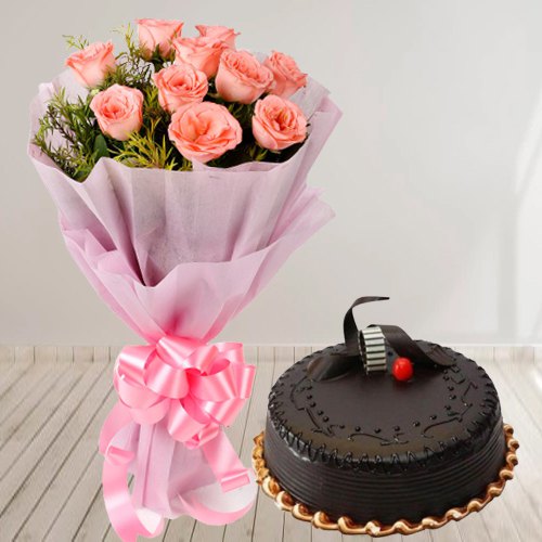 Exquisite Chocolate Truffle Cake Pink Roses Bouquet Exquisite Chocolate Truffle Cake Pink Roses Bouquet