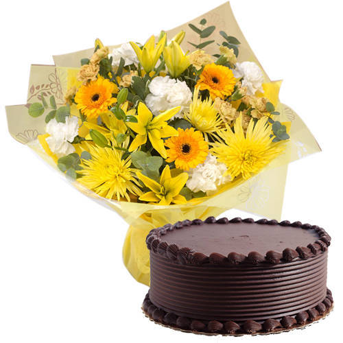Eggless Chocolate Cake with Mixed Flower Bouquet Eggless Chocolate Cake with Mixed Flower Bouquet