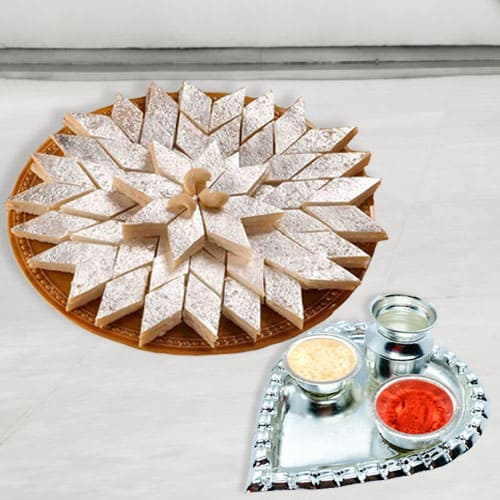 Paan Shaped Thali n Haldirams Kaju Katli Paan Shaped Thali n Haldirams Kaju Katli
