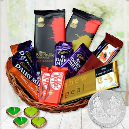 Amazing Chocolates and Other Festive Gifts Hamper Amazing Chocolates and Other Festive Gifts Hamper