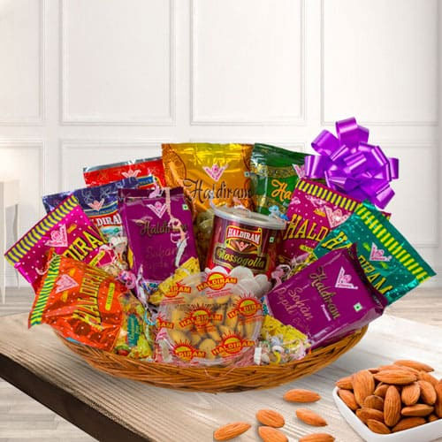 Haldirams Sweet n Snack Gift Basket for Mom Haldirams Sweet n Snack Gift Basket for Mom