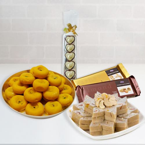 Yummy Festive Celebration Gift Hamper Yummy Festive Celebration Gift Hamper