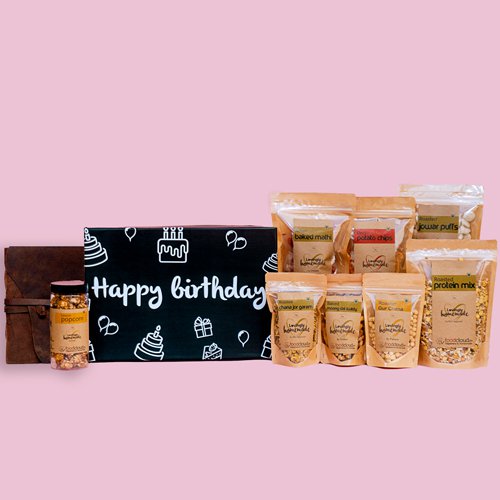 Amazing Combo of Gourmet Treats with Beautiful Diary Amazing Combo of Gourmet Treats with Beautiful Diary