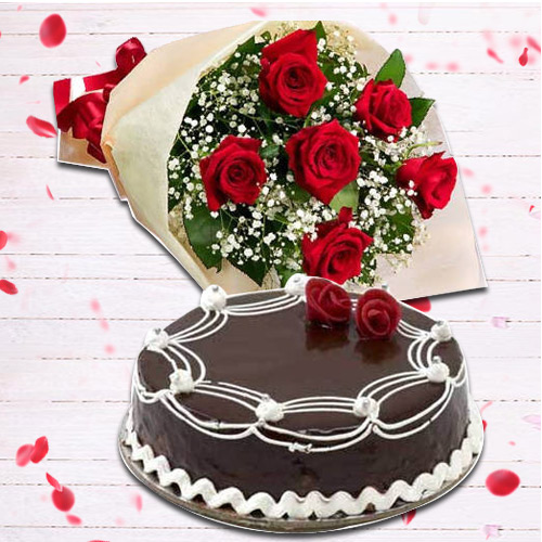 Red Rose Bouquet with Chocolate Cake Red Rose Bouquet with Chocolate Cake