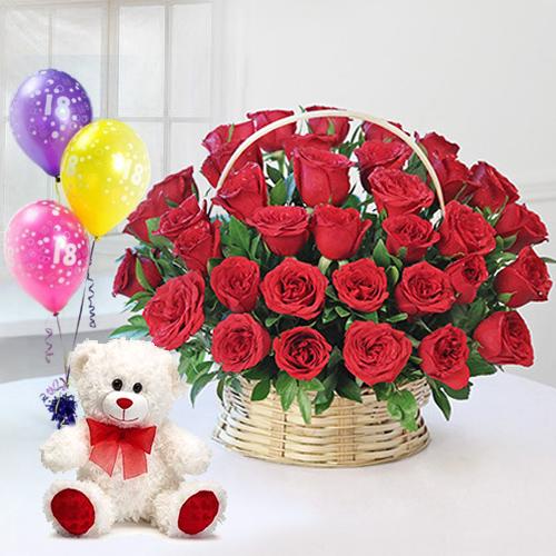 Pretty Red Roses Arrangement with Ferrero Rocher Chocolates Pretty Red Roses Arrangement with Ferrero Rocher Chocolates