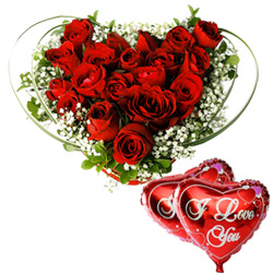 Dutch Roses with Heart Shaped Balloons Dutch Roses with Heart Shaped Balloons