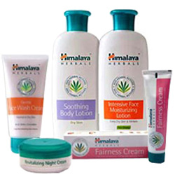 Exclusive Cosmetics Gift Hamper from Himalaya Exclusive Cosmetics Gift Hamper from Himalaya