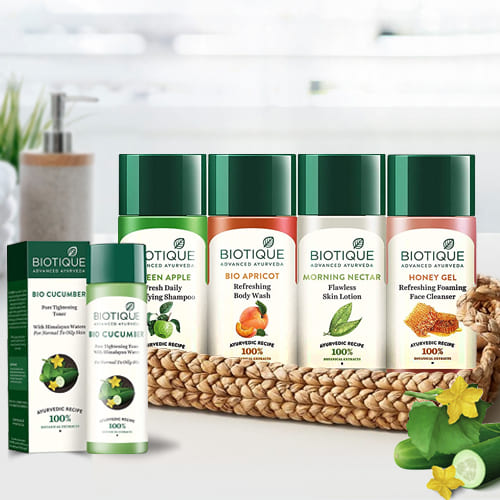 Special Bio Cucumber Pore Tightening Toner and Travel Kit from Biotique Special Bio Cucumber Pore Tightening Toner and Travel Kit from Biotique