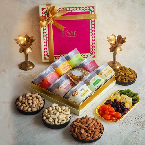 Exotic Dried Fruits Platter Gift Box from Kesar Exotic Dried Fruits Platter Gift Box from Kesar