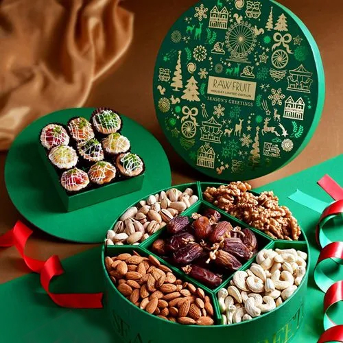 Marvelous Combo of Premium Dry Fruits & Assorted Tarts Marvelous Combo of Premium Dry Fruits & Assorted Tarts