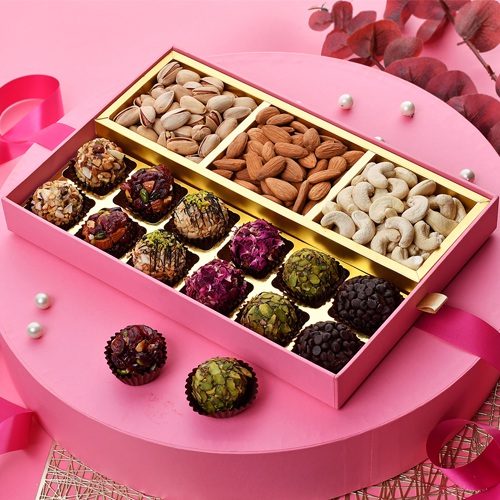 The House Of Treat Signature Gift Box Dry Fruits Laddoo The House Of Treat Signature Gift Box Dry Fruits Laddoo