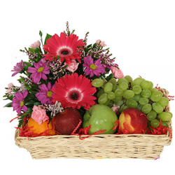 Combo of Fruits Basket with Flowers Combo of Fruits Basket with Flowers