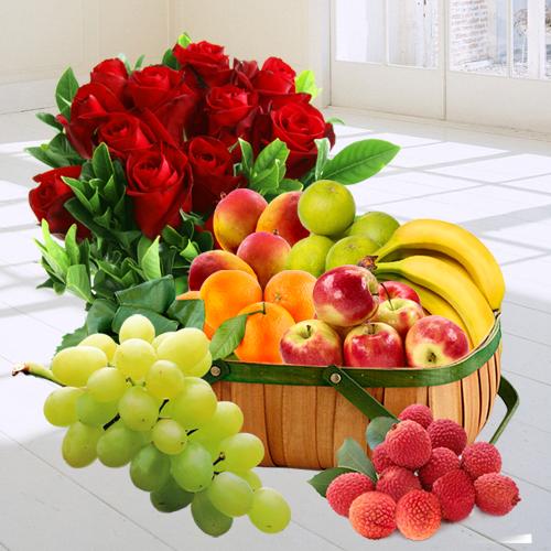 Bunch of Red Roses N Fresh Fruits Basket Bunch of Red Roses N Fresh Fruits Basket