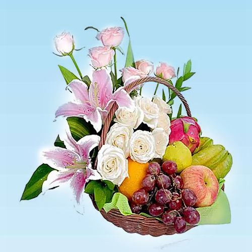 Tasty Fruit Basket with Flowers for Moms Day Tasty Fruit Basket with Flowers for Moms Day