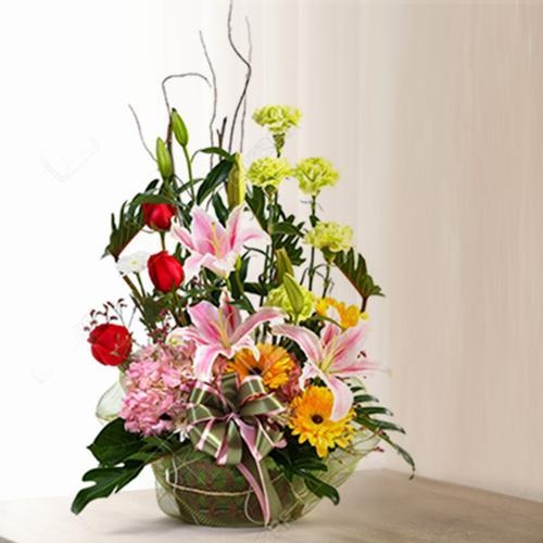 Beautiful Mixed Flowers Arrangement Beautiful Mixed Flowers Arrangement