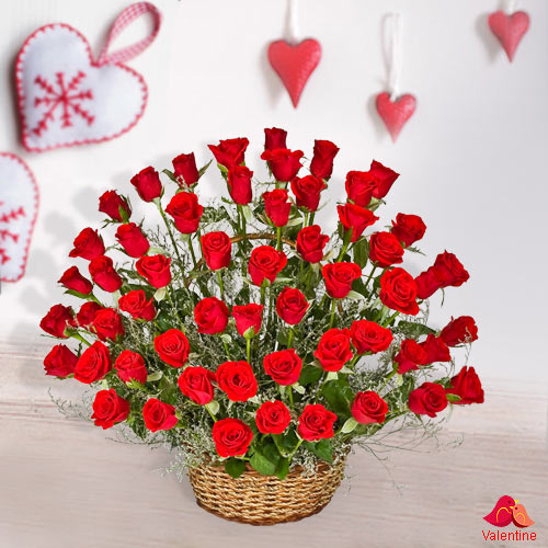 Elegant Red Roses Basket Elegant Red Roses Basket