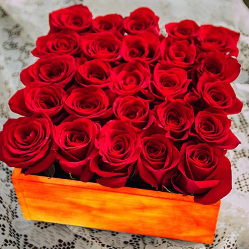 Exclusive Red Roses Arrangement