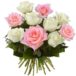 Amazing Pink and White Roses Bunch Amazing Pink and White Roses Bunch