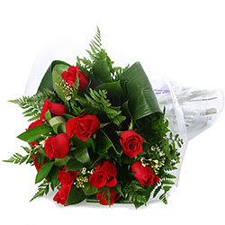 Eye Catching Bouquet of Red Roses Eye Catching Bouquet of Red Roses