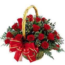 Joyful Basket Arrangement of Roses in Red Colour