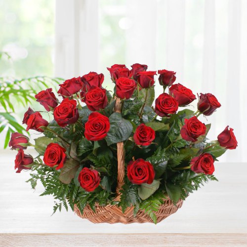 Beautiful Red Roses Basket Beautiful Red Roses Basket
