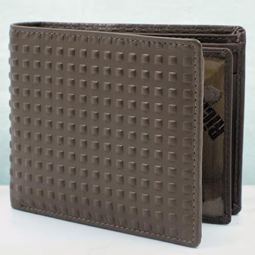 Outstanding Quality Mens Leather Wallet Outstanding Quality Mens Leather Wallet