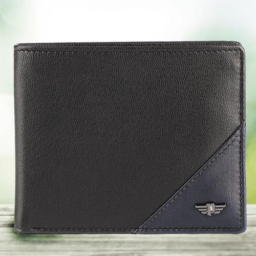Admirable Black Gents Leather Wallet from Police Admirable Black Gents Leather Wallet from Police