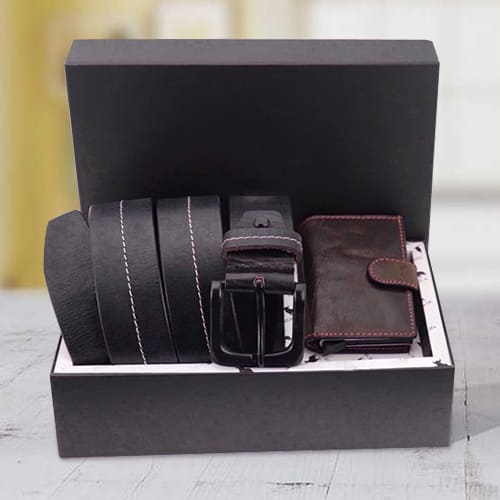 Amazing Hide and Skin Mens Leather Card Holder and Middle Stitch Belt Amazing Hide and Skin Mens Leather Card Holder and Middle Stitch Belt