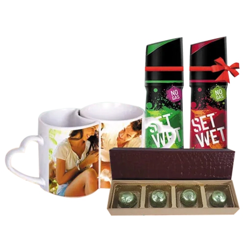 Stunning Personalized Gift Hamper for Anniversary Stunning Personalized Gift Hamper for Anniversary