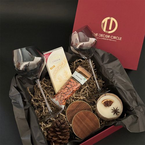 Elegant Wine Glasses N Treats Set Elegant Wine Glasses N Treats Set