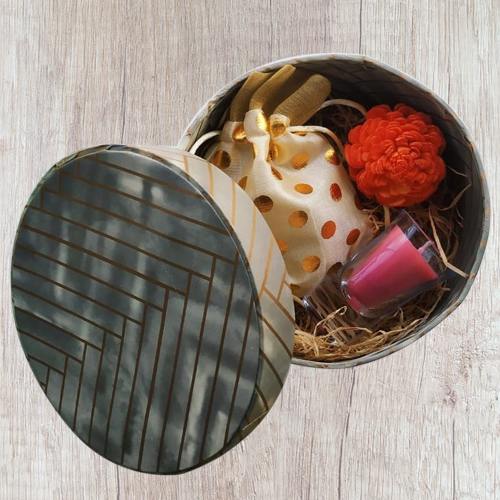 Marvelous Combo of Scented Candle with Flower N Chocos Marvelous Combo of Scented Candle with Flower N Chocos