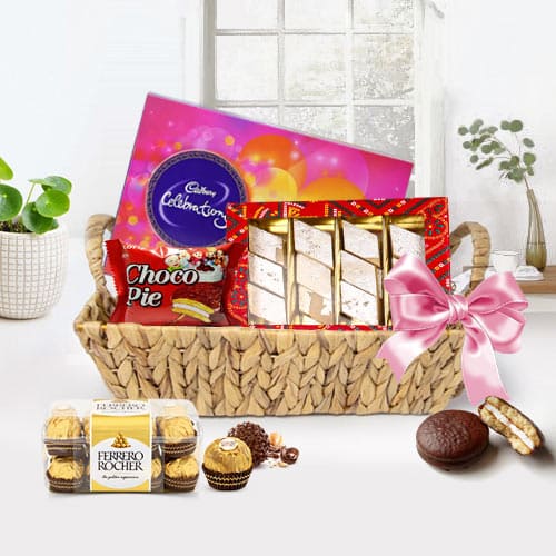 Lip smacking Assorted Chocolates Gift Basket Lip smacking Assorted Chocolates Gift Basket