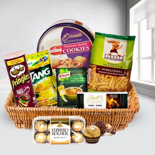 Amazing Snacks Gift Basket