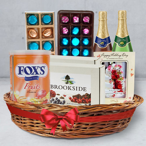 Exclusive Anniversary Gift Hamper