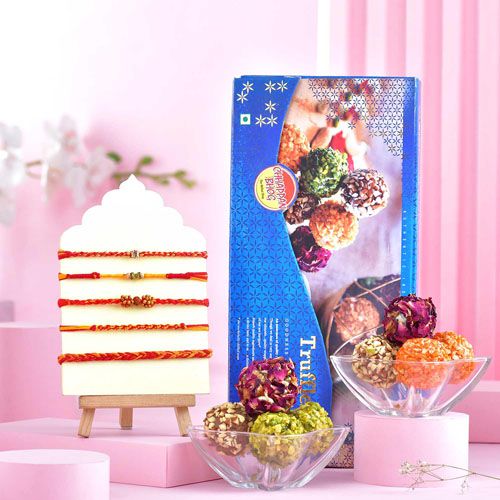 Festive Treats Gift Set Festive Treats Gift Set