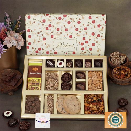 Sweet Rakhi Feast Gift Hamper Sweet Rakhi Feast Gift Hamper