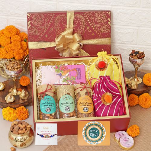 Rakhi Bites N Snacks Gift Pack Rakhi Bites N Snacks Gift Pack