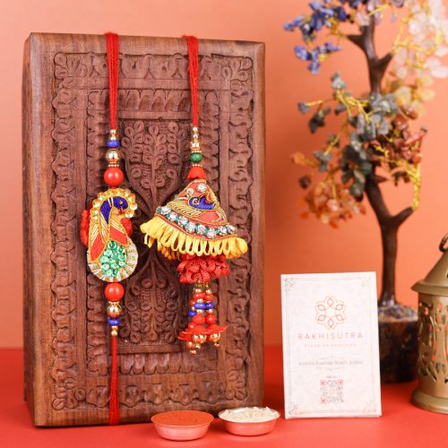 Chic Bhaiya Bhabi Rakhi Gift Set Chic Bhaiya Bhabi Rakhi Gift Set