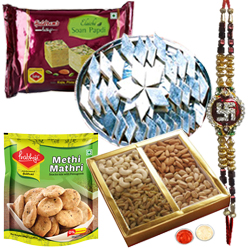 Arresting Hamper of Rakhi Special Tidbits Arresting Hamper of Rakhi Special Tidbits