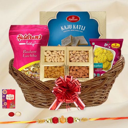 Pretty Decorative Basket Hamper Pretty Decorative Basket Hamper