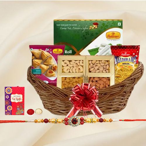 Smashing Rakhi Treat Basket of Love and Happiness Smashing Rakhi Treat Basket of Love and Happiness
