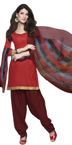 Extravagant Cotton Printed Patiala Suit Coloured in Red and Maroon Extravagant Cotton Printed Patiala Suit Coloured in Red and Maroon