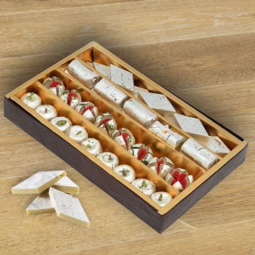 Sumptuous Assorted Sweets from Haldirams Sumptuous Assorted Sweets from Haldirams